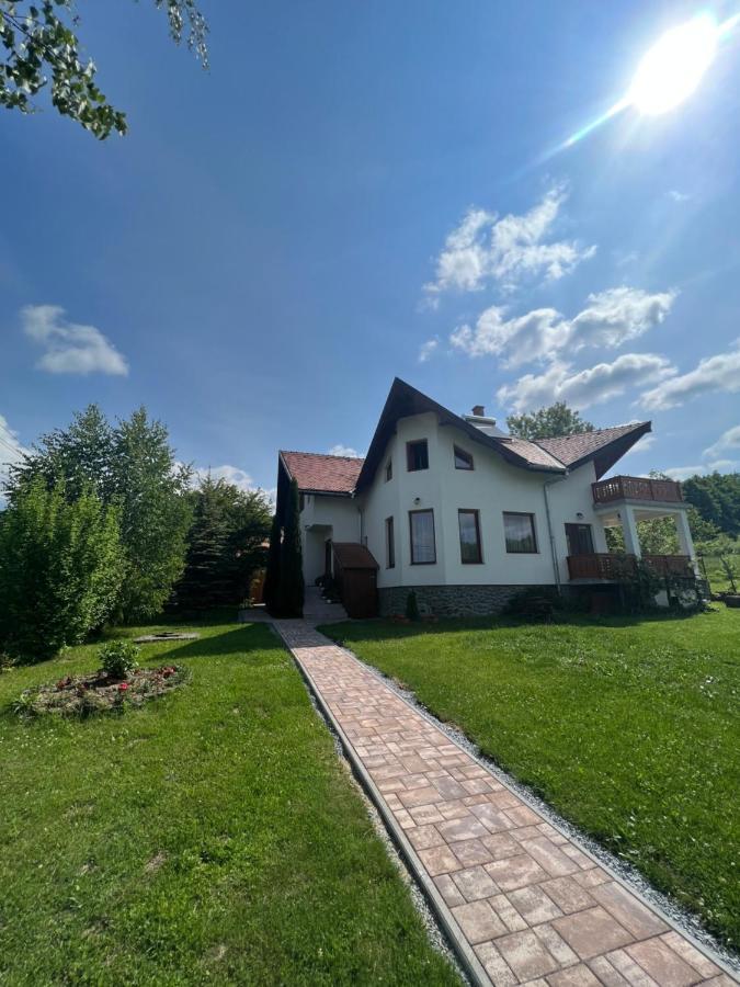 Casa Lacul Mierlei 호텔 소바타 외부 사진