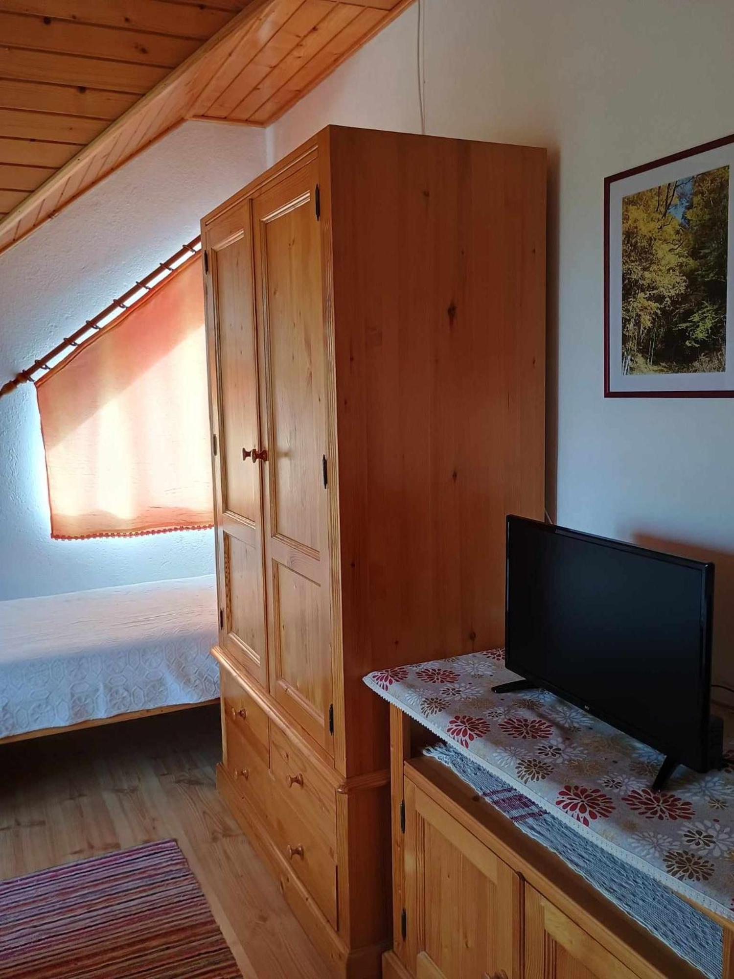 Casa Lacul Mierlei 호텔 소바타 외부 사진